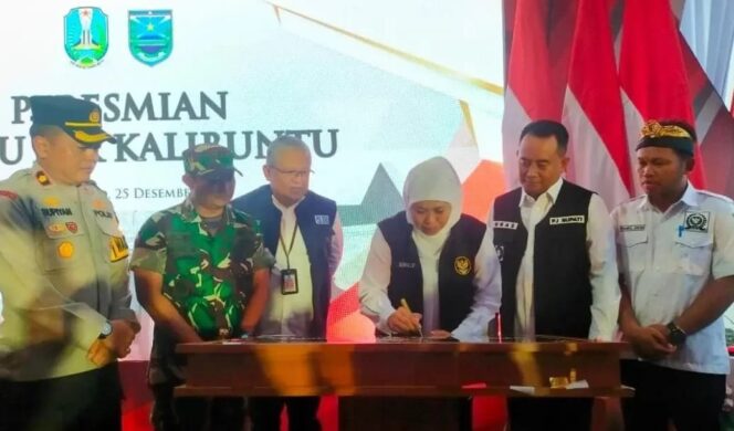 
					Gubernur Jatim Resmikan Bangunan Pengendali Banjir Rob di Desa Kalibuntu