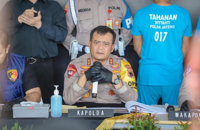 
					Polda Jateng Bekuk Sindikat Penadah dan Penjual Mobil Bodong, 5 Tersangka Ditangkap