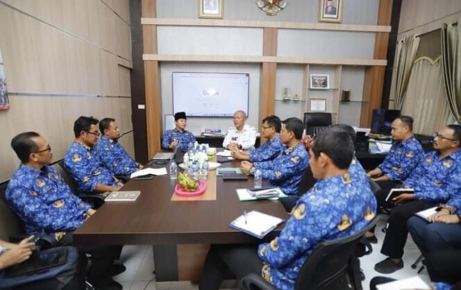 
					Bupati Trenggalek dan Dinas PUPR Susun Strategic Maping Ke PU-an