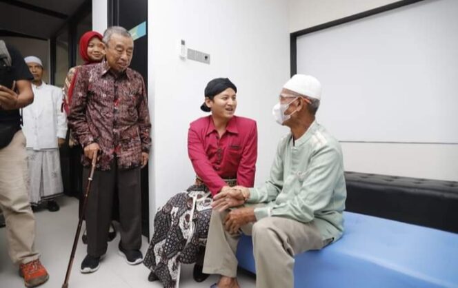 
					Mas Bupati Ipin Resmikan Klinik Mata KMU, Sebagai Usaha Berbasis Sosial