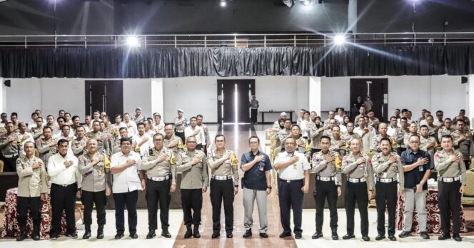 
					Polda Jateng Gelar Latpraops Keselamatan Lalu Lintas Candi 2024, Ini Sasaran Kegiatan Operasinya