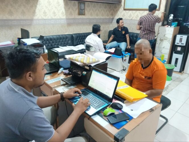 
					Berkat Rekaman CCTV, Pencuri HP di Masjid Ditangkap Polisi Wonogiri