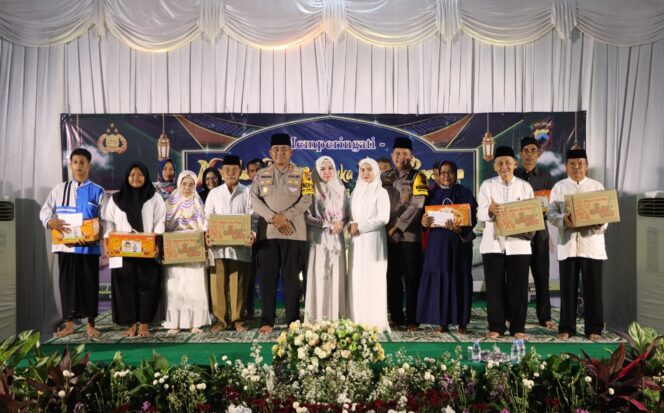 
					Peringati Nuzulul Qur’an, Polres Wonogiri Bagikan 250 Paket Sembako dan Gelar Buka Bersama
