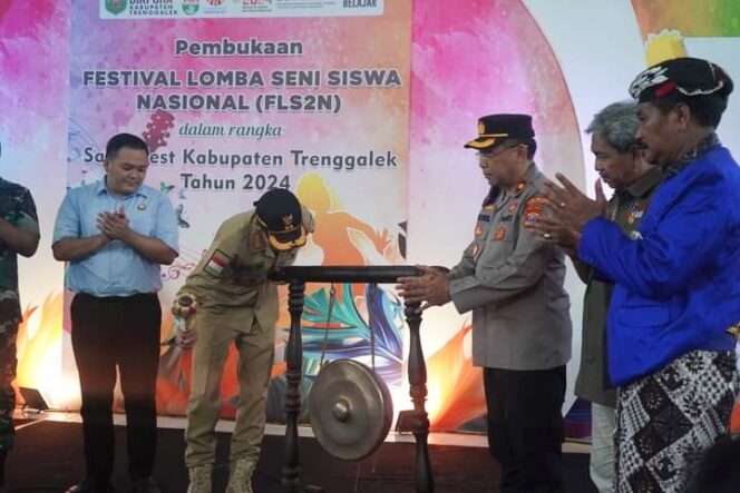 
					Cari Bibit-bibit Siswa Berprestasi, Mas Syah Buka FLS2N Kabupaten Trenggalek 2024