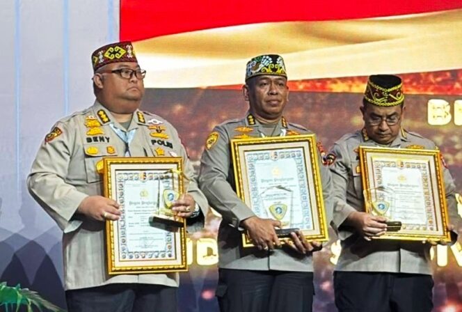 
					Kerja Keras Kombes Pol Yohanes Ragil, Biro SDM Polda Jateng Dapat Penghargaan dari Kapolri