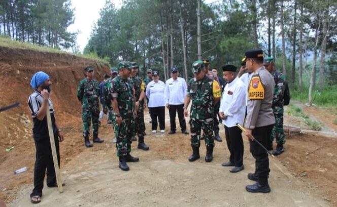 
					Kodim 0806/Trenggalek Terima Kunjungan Kerja Tim Wasev TMMD Ke-120