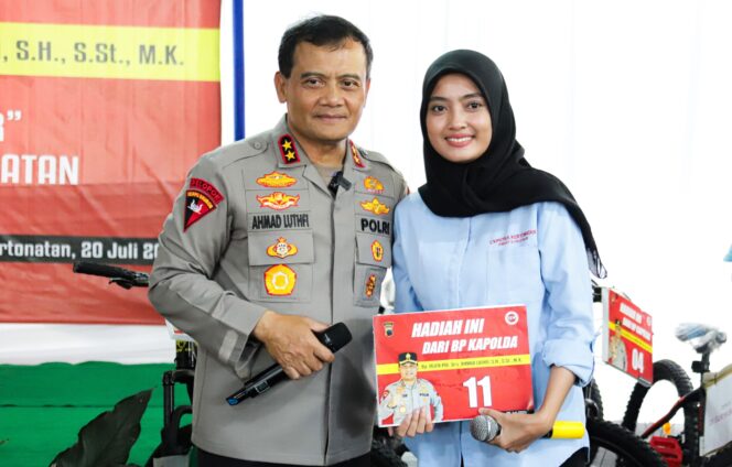 
					Irjen Pol Ahmad Luthfi Kunjungi CV Putra Kertonatan Sukoharjo