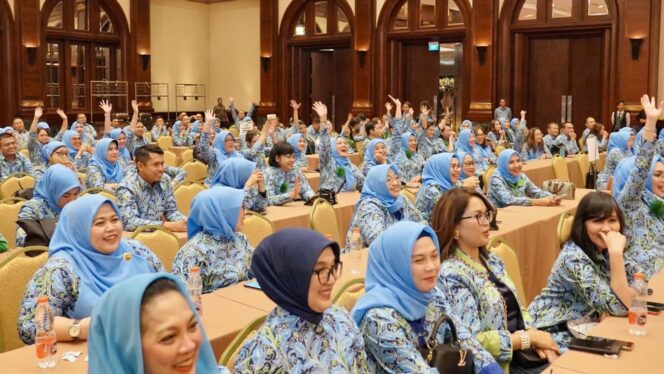 
					Kukuhkan PP IPPAT, Menteri AHY: Kerja Profesional dan Berintegritas untuk Hadirkan Kepastian Hukum Hak Atas Tanah Bagi Rakyat Indonesia