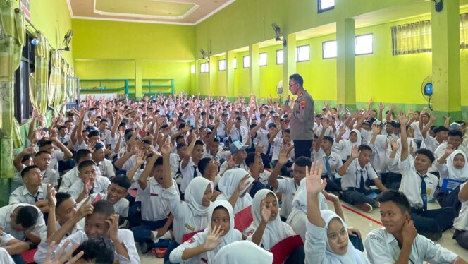 
					Polres Wonogiri Beri Penyuluhan Hukum Kepada Siswa SMK 1 Pancasila