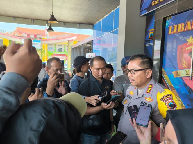 
					Emosi di Jalan Raya Berujung Penembakan, Polres Demak Tangkap Pelaku