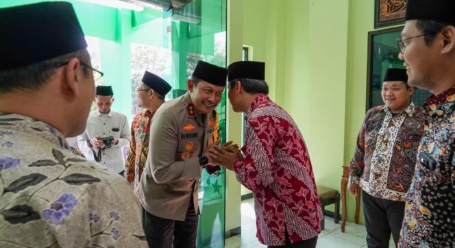 
					Sinergi Polda Jateng, Ulama dan Santri bersama merajut kedamaian di Jawa Tengah