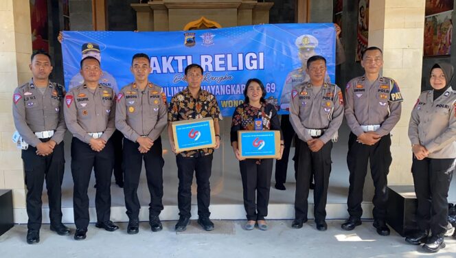 
					Sambut HUT Lalulintas Ke-69, Polres Wonogiri Gelar Bakti Religi