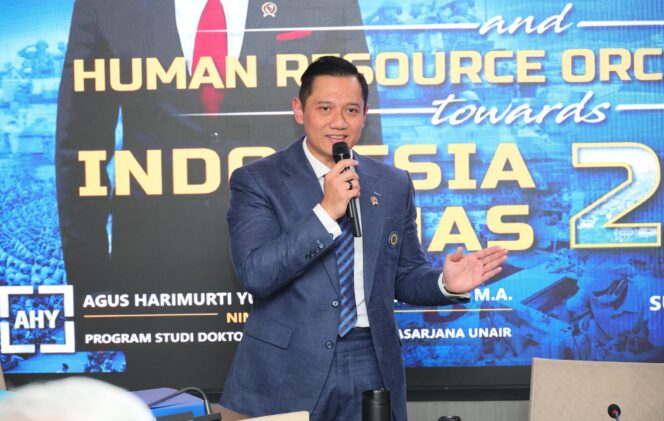 
					Berhasil Pertahankan Disertasi tentang Kepemimpinan  Tranformasional dan Orkestrasi SDM, Menteri AHY Siap Sambut Ujian Terbuka Doktoral