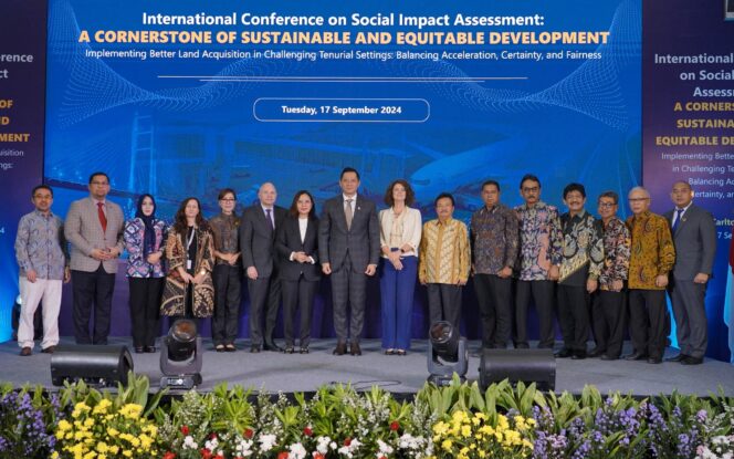 
					Menteri AHY Tekankan Pengadaan Tanah Harus Utamakan Keadilan