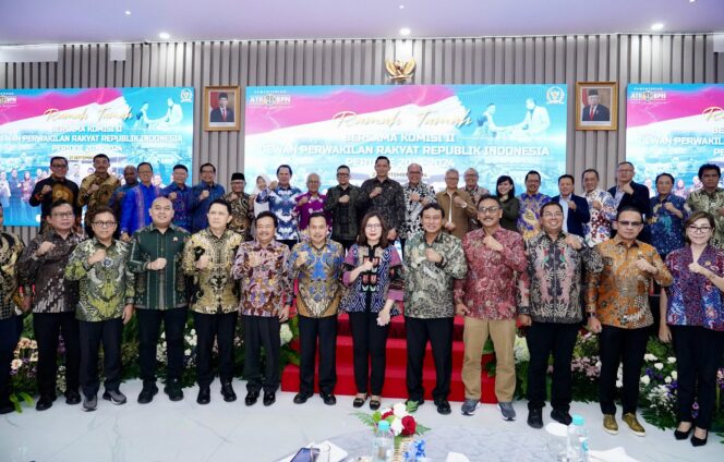 
					Ketua Komisi II DPR RI Akui Kementerian ATR/BPN Mitra Kerja Paling Akrab