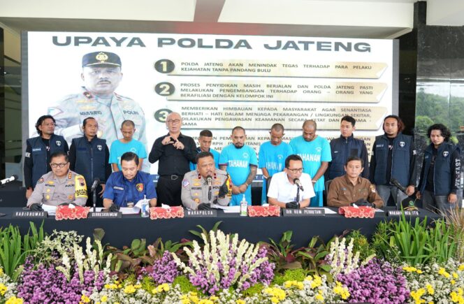 
					Polda Jateng Bekuk 5 Pencuri Kayu Kawasan Perhutani di Pati, Sempat Lumpuhkan 2 Penjaga Hutan