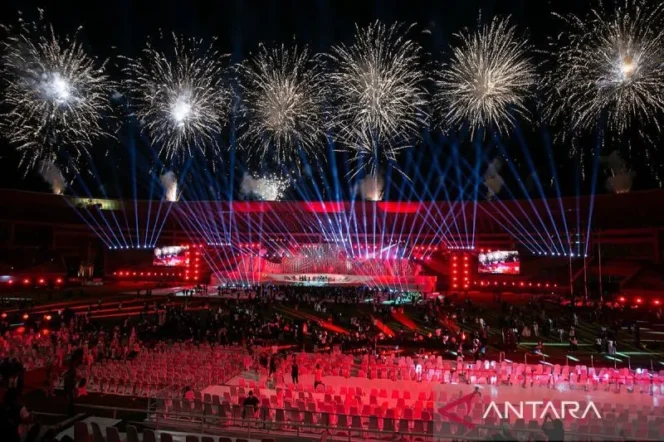 
					Peparnas XVII 2014 di Kota Solo Resmi Ditutup, Jateng Juara Umum