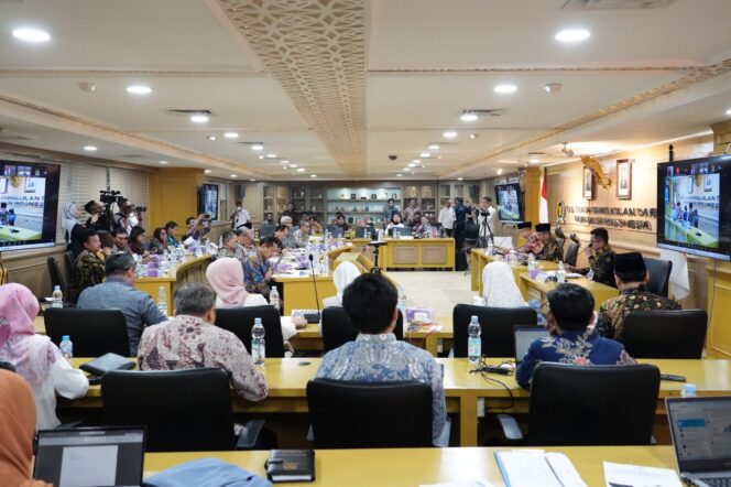 
					DPD RI Undang Menteri Nusron Wahid, Bahas Proyek Strategis Nasional