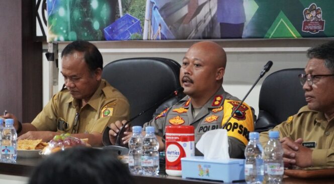 
					Polres Wonogiri bersama Pemkab Gelar Rakor Dukung Program Swasembada Pangan Prabowo-Gibran