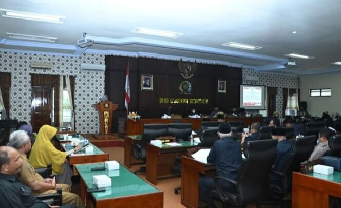 
					Ini Jawaban Pjs Bupati Trenggalek atas Pandangan Umum Fraksi-Fraksi DPRD Terkait Ranperda APBD 2025