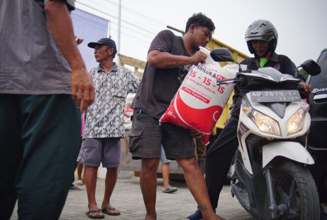 
					Pemerintah Segera Pangkas Regulasi Penyaluran Pupuk Bersubsidi