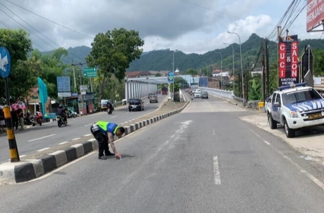 
					Kecelakaan di Timur Jembatan Pokoh Wonogiri, 1 Korban Meninggal Dunia