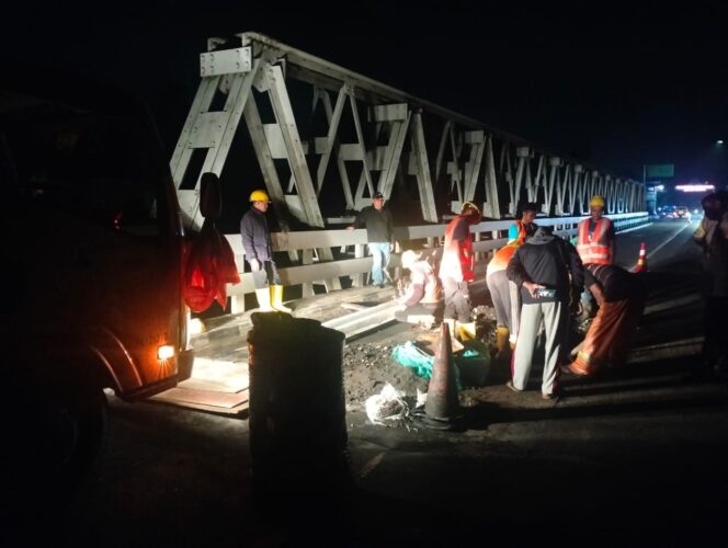 
					Perbaikan Jembatan Nambangan Selogiri Selesai, Arus Lalulintas Kembali Normal