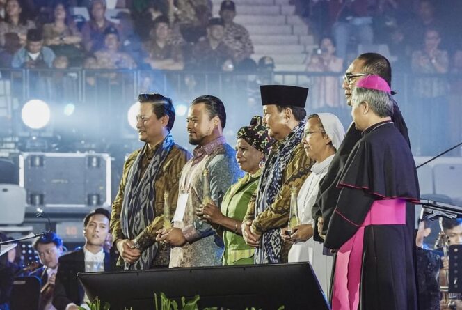 
					Hadiri Perayaan Natal Nasional, Presiden Prabowo Sampaikan Terima Kasih ke Kapolri dan Panglima TNI 