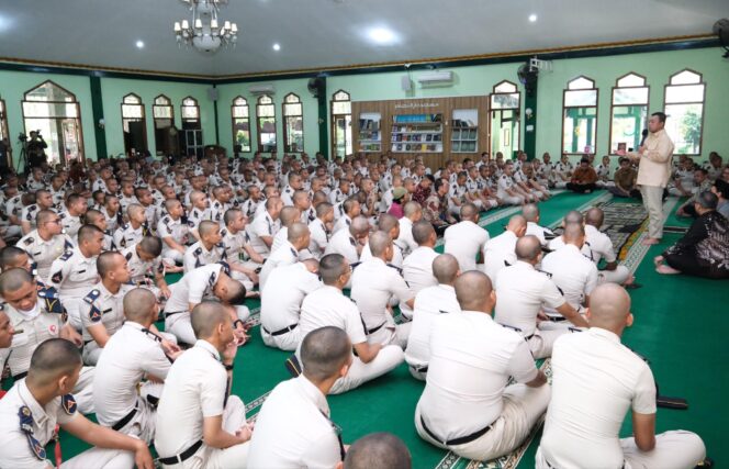 
					Menteri Nusron Wahid Sebut Ilmu Pertanahan dari STPN Dibutuhkan Seantero Negeri