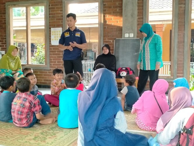 
					Ipda Bakti Nurcahyo Relakan Tabungan Haji untuk Dirikan TPA