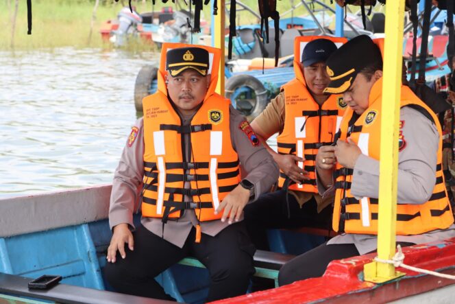
					Long Weekend, Kapolres Wonogiri Patroli di Obyek Wisata