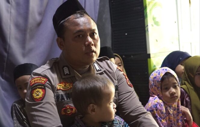 
					Kisah Haru Tentang Dedikasi dan Kasih Sayang, Polisi Polrestabes Semarang Jadi Bapak Asuh bagi 35 Anak Yatim Piatu