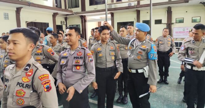 
					Polres Wonogiri Gelar Gaktibplin Periksa Sikap Tampang dan Kelengkapan Anggota