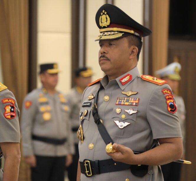 
					Promosi Bintang Dua, Waka Polda Jateng Brigjen Pol Agus Suryonugroho Jadi Kakorlantas Polri