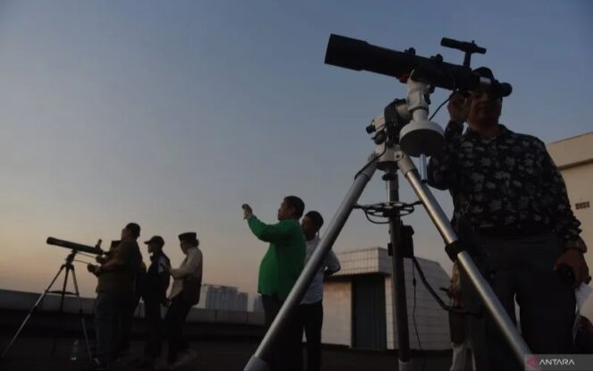 
					Kemenag Tetapkan 125 Titik Lokasi Pemantauan Hilal Awal Ramadhan 1446 H, Satu Diantaranya Kabupaten Ngawi