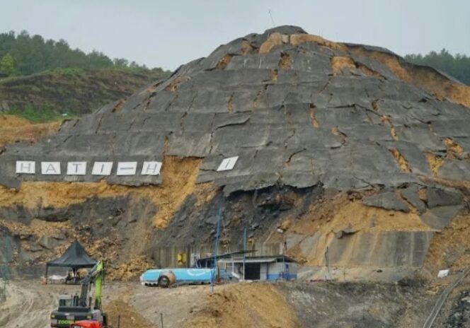 
					Proyek Bendungan Bagong Trenggalek Longsor, BBWS Jamin Tak Berpengaruh ke Bangunan Inti