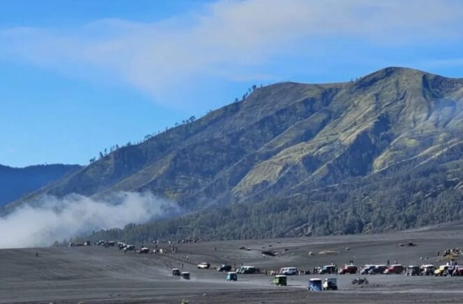 
					Libur Nyepi dan Lebaran 2025, Kawasan Gunung Bromo Akan Ditutup Dari Aktifitas Wisata