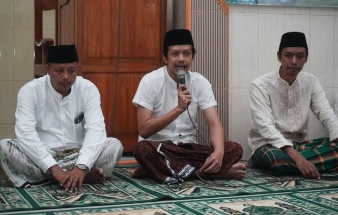 
					Hari Ke Empat Safari Ramadhan, Wabup Syah Kunjungi Masjid Baitul Muttaqin di Watuagung Watulimo