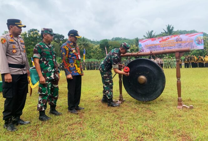 
					Selesai Tepat Waktu, TMMD Sengkuyung Tahap I Kodim 0728/Wonogiri di Desa Pasekan Resmi Ditutup