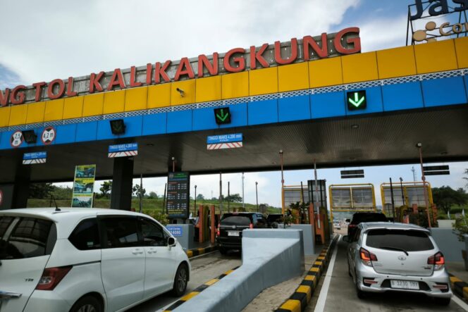 
					Update Hari Keempat Ops Ketupat Candi 2025,Terjadi Peningkatan Arus Mudik di Tol Trans Jawa