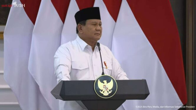 
					Presiden Prabowo Subianto di Istana Kepresidenan, Jakarta. (Foto: tangkapan layar Sekretariat Presiden)
