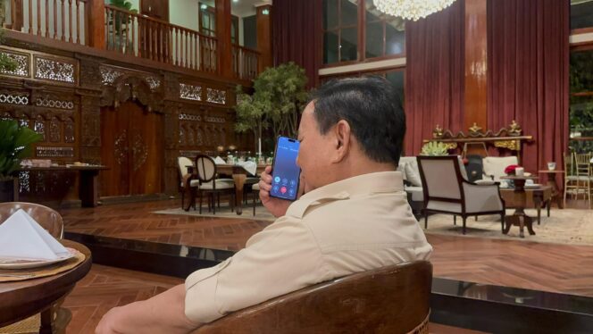 
					Prabowo Subianto telepon pemimpin dunia rayakan Idulfitri 2025, 4 April, perkuat diplomasi dan posisi Indonesia di kancah global./ Foto: BPMI Setpres