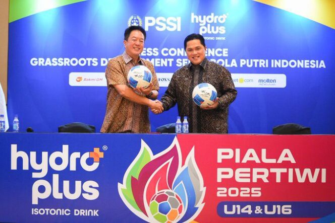 
					PSSI bekerja sama dengan Hydro Plus menggelar Piala Pertiwi 2025 kategori U14 dan U16 di 16 daerah, sebagai langkah membangun ekosistem sepak bola putri yang kuat. Program ini, yang diumumkan pada 29 April 2025 (Foto: @erickthohir)

