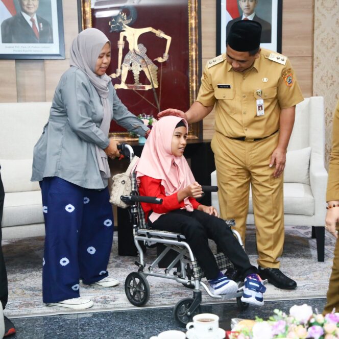 
					Wakil Gubernur Jawa Tengah, Taj Yasin, dalam audiensi pada 21 April 2024. (Foto: Shayidan)