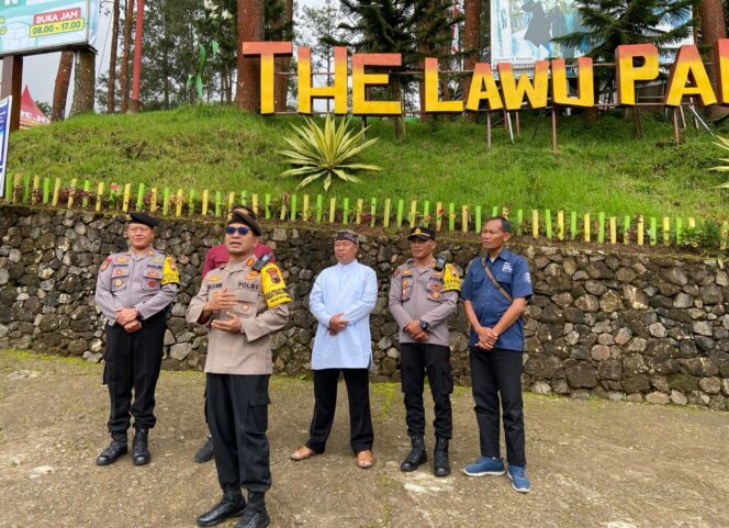 
					DirPamobvid Polda Jateng Pantau Langsung Situasi Obyek Wisata di Tawangmangu