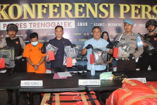 
					Tragedi di Kamar Hotel Trenggalek, Tersangka Dijerat Pasal Berlapis