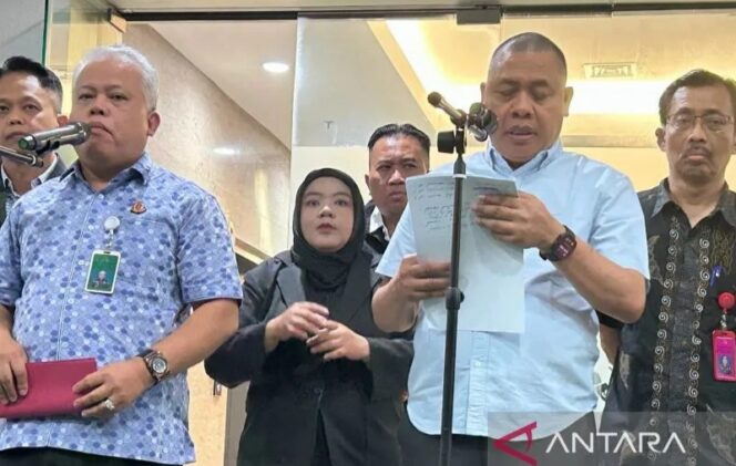 
					Kejagung Tetapkan Ketua PN Jaksel Sebagai Tersangka Kasus Dugaan Suap Penanganan Perkara