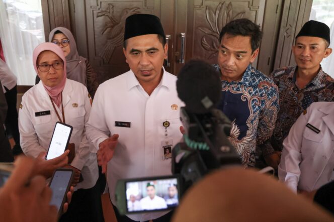 
					Wakil Gubernur Jawa Tengah, Taj Yasin Maemoen, membuka Training of Fasilitator Kesejahteraan Remaja di Pesantren di BPSDMD Jateng, Rabu (14/5/2025). (Foto: Syahidan)



