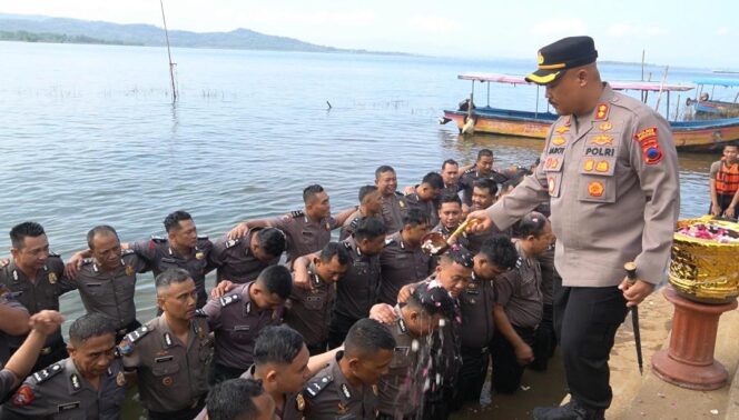 
					41 Personel Polres Wonogiri Naik Pangkat Jelang Hari Bhayangkara Ke-79