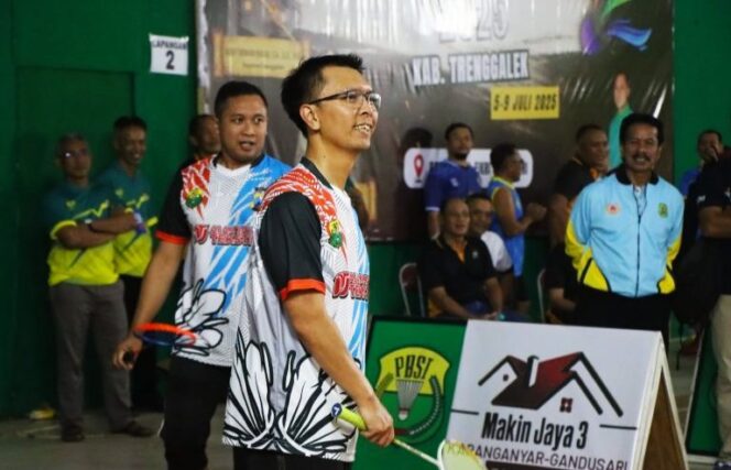 
					Kapolres Trenggalek Buka Kejuaraan Bulutangkis Hari Bhayangkara Ke-79